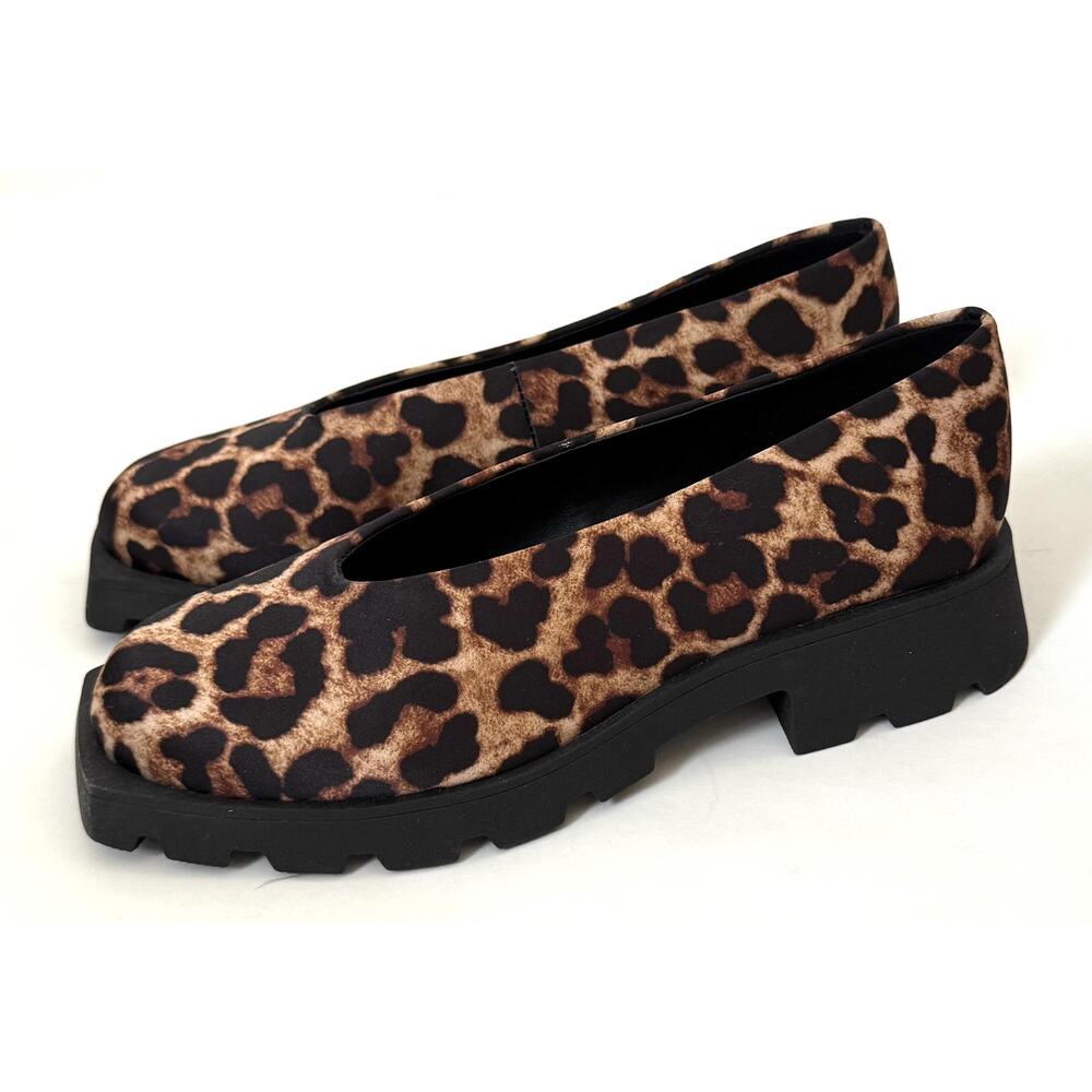Katy Perry Daarling Leopard Print Slip On Flat Loafer Black Tan Size 5.5 NEW